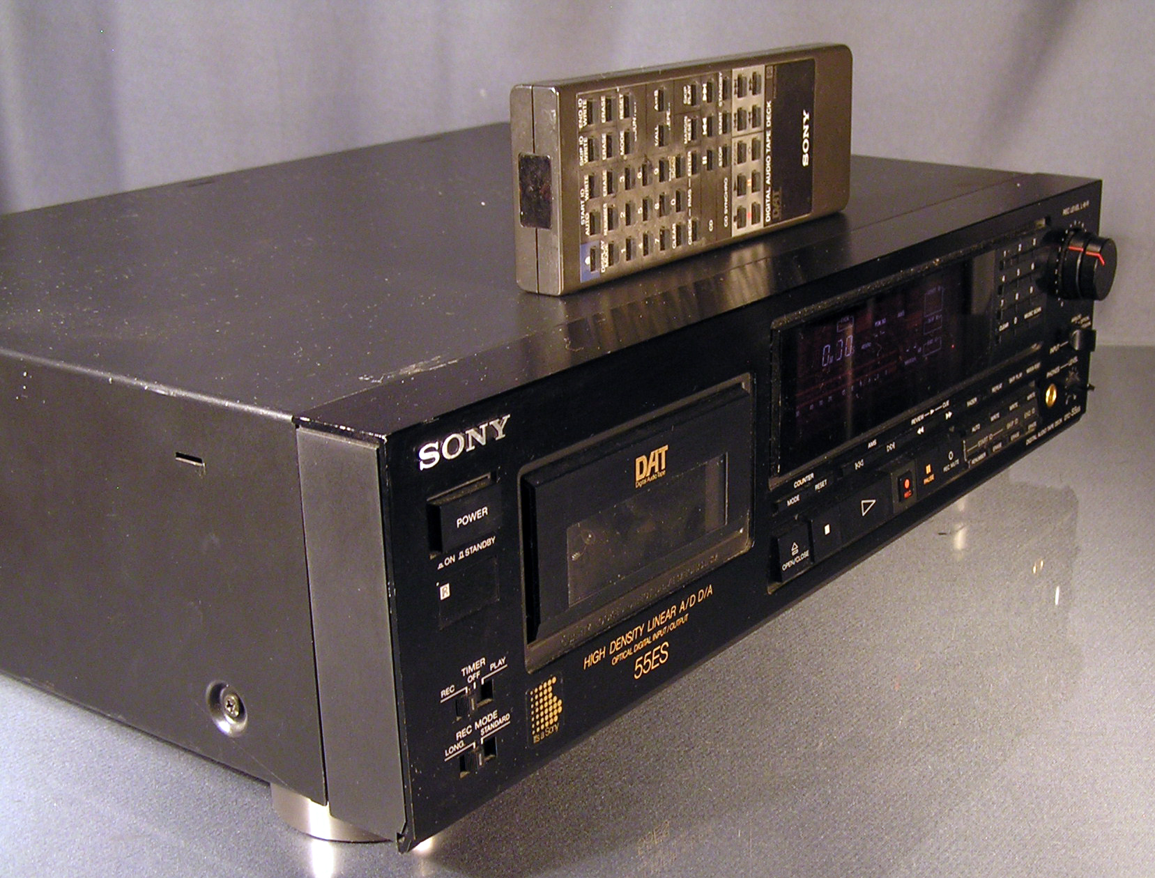 Sony DTC55ES HighEnd DATRecorder Digital Audio Tape Deck RMD55A